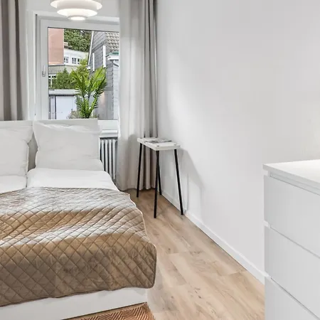 Gross - Modern - Nah An Koeln- Luxurioese Fuer 8 Personen In Apartmán