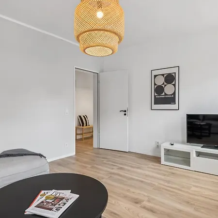 Gross - Modern - Nah An Koeln- Luxurioese Fuer 8 Personen In Apartmán *