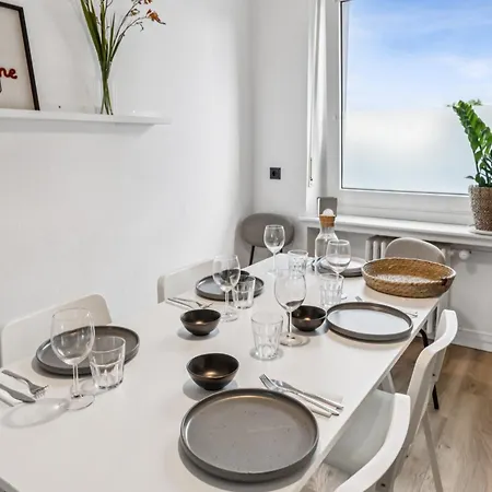 Gross - Modern - Nah An Koeln- Luxurioese Fuer 8 Personen In Apartmán Remscheid