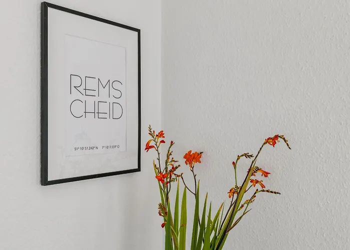 Gross - Modern - Nah An Koeln- Luxurioese Fuer 8 Personen In رمشيد