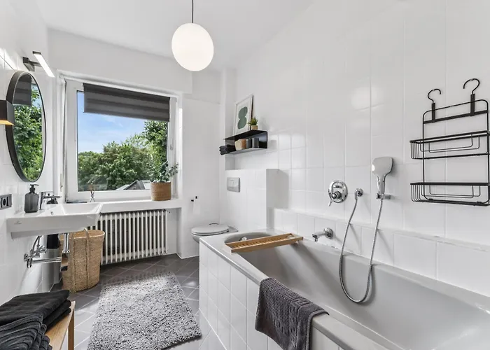 شقة Gross - Modern - Nah An Koeln- Luxurioese Fuer 8 Personen In