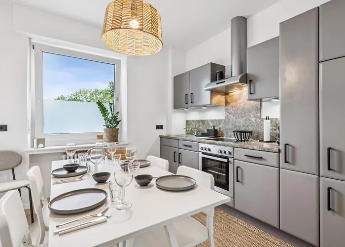 شقة Gross - Modern - Nah An Koeln- Luxurioese Fuer 8 Personen In *